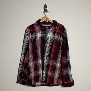 Tommy Hilfiger Red Plaid Button Up Flannel  Size Large